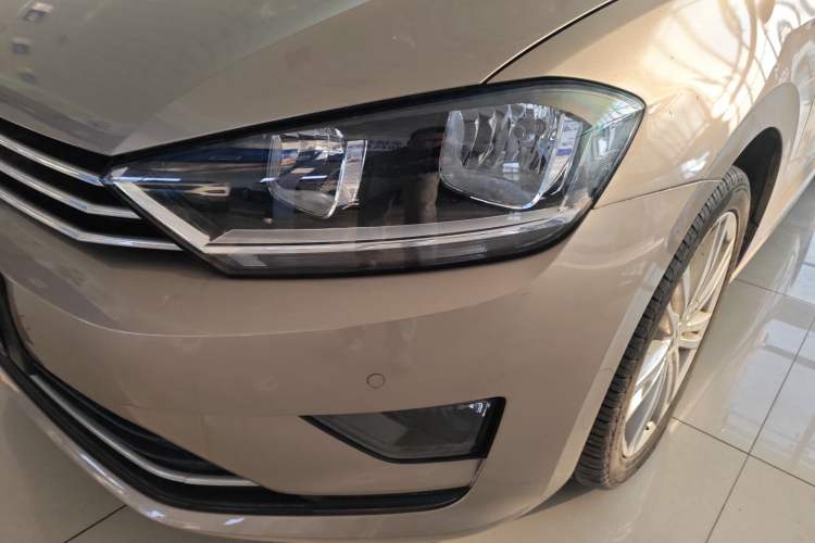 Used Volkswagen Golf Sportsvan 2018 230TSI Automatic Luxury Model