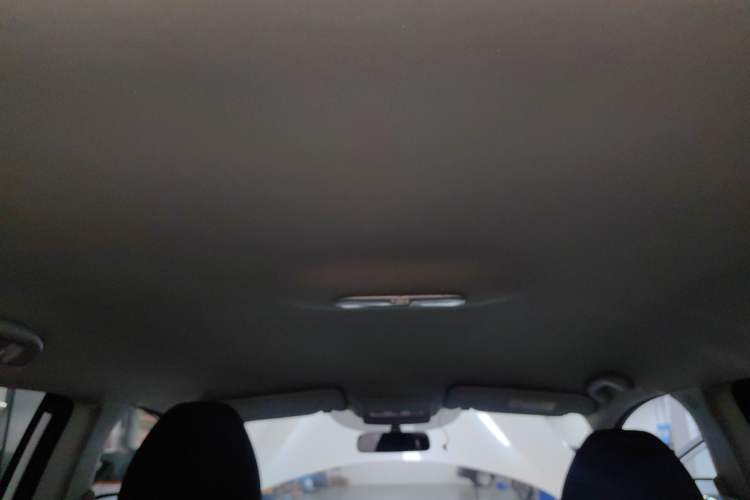 Used Nissan Qashqai 2016 2.0L CVT Elite Edition Headliner