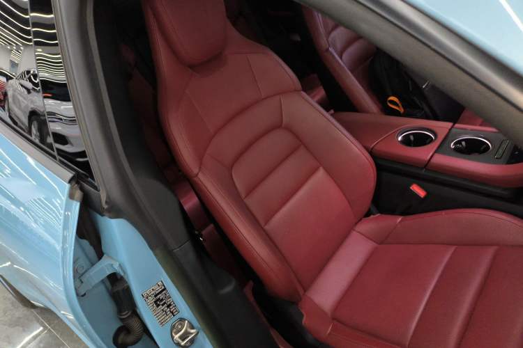 Used Porsche Taycan 2022-Year Updated Taycan