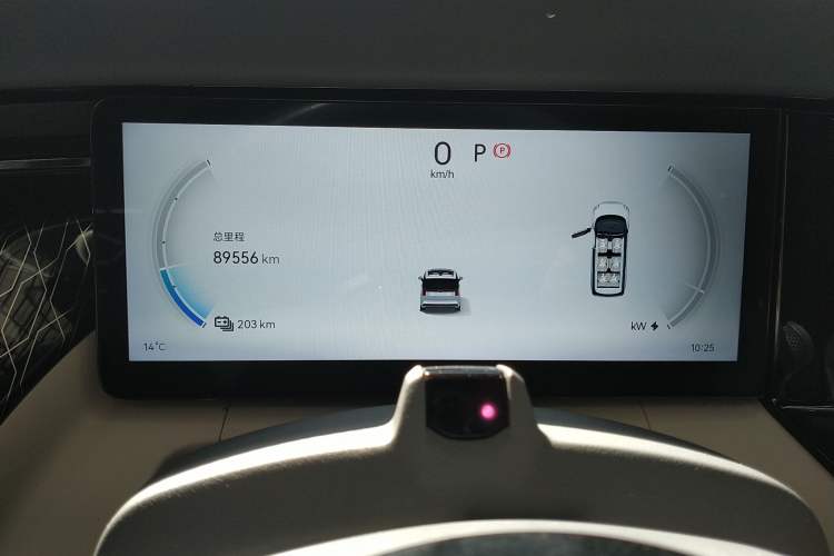 Used Zeekr 009 2022 WE Edition
