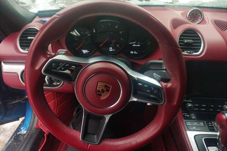 Used Porsche 718 2018 Boxster 2.0T
