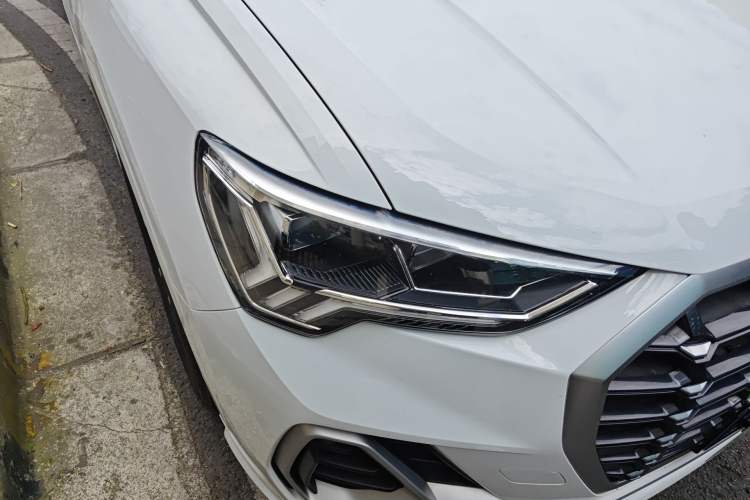 Used Audi Q3 2022 35 TFSI Progressive Dynamic Edition Right Front Headlight