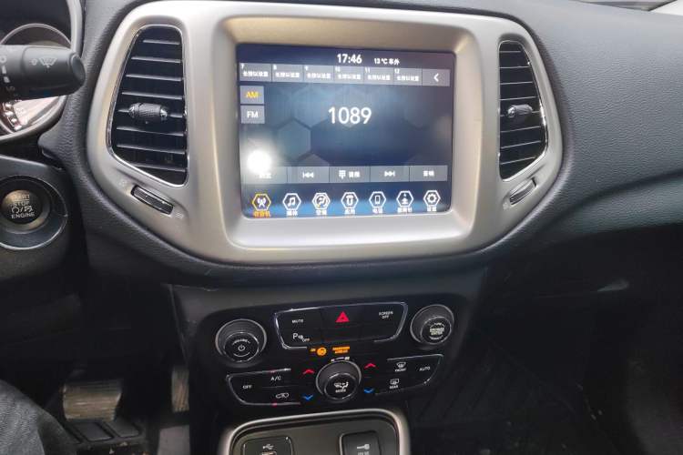 Used Jeep Compass 2017 200T Automatic Family Edition