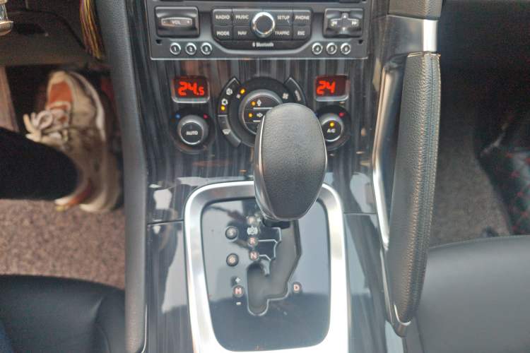 Used Peugeot 3008 2013 1.6THP Automatic Prestige Edition
