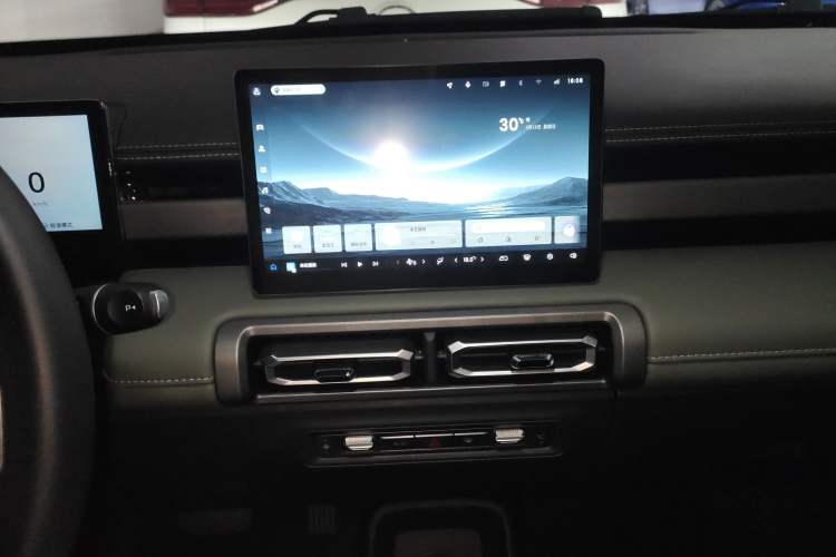 Used Baojun Spark EUV 2024 Prestige Edition 4 Seats
