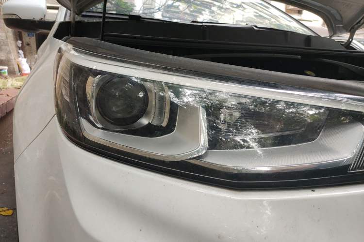 Used Changan CS55 2018 1.5T Automatic Colorful Edition China V Standard
