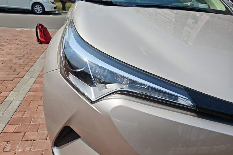 Used Toyota C-HR 2020 2.0L Leading Edition
