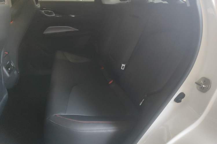 Used Oshan Z6 2022 Blue Whale 1.5T DCT Smart Edition Urban Version
