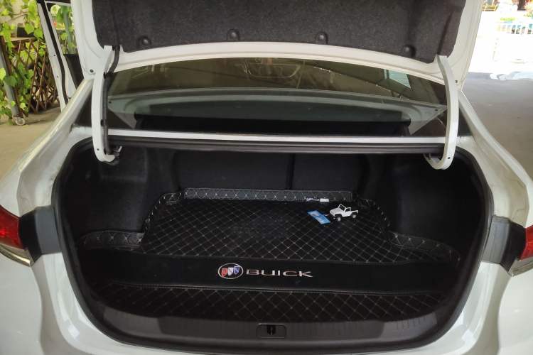 Used Buick GT 2018 18T Automatic Elite Model
