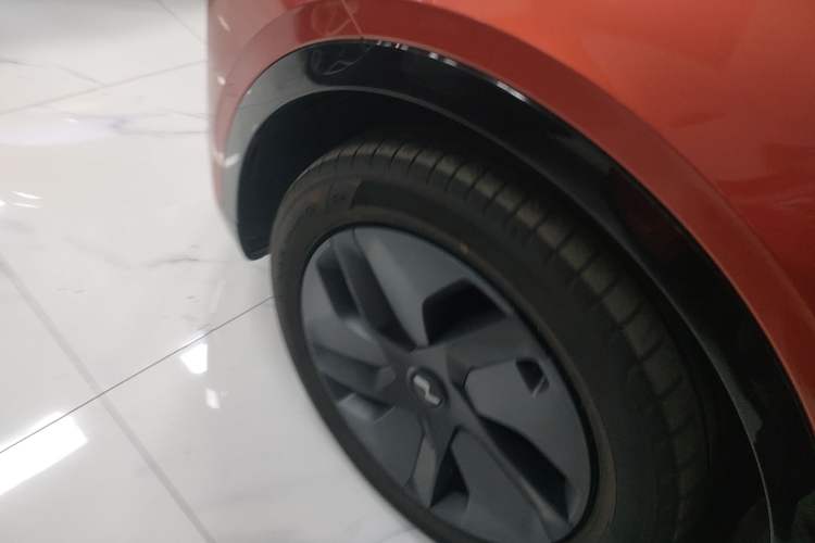 Used ONVO L60 2024 60 kWh Rear-Drive Version