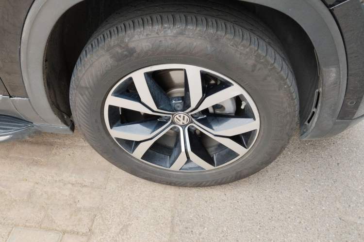 Used Volkswagen Teramont 2019 330TSI Two-Wheel-Drive Luxury Edition China V Standard
