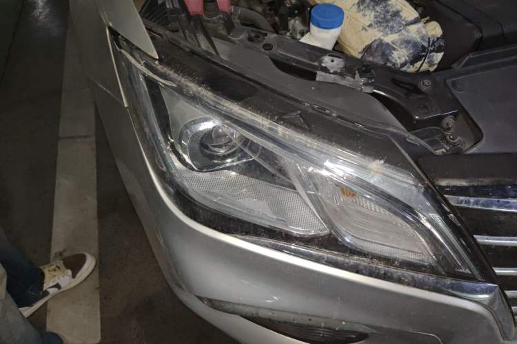 Used Roewe Ei5 2018 Internet Flagship Edition Right Front Headlight