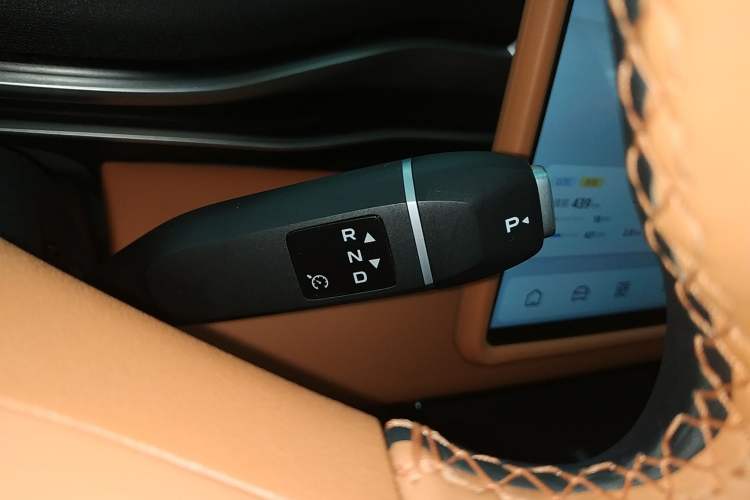 Used Deepal S05 2024 200Max Range-Extended Long-Range Version Gear Lever