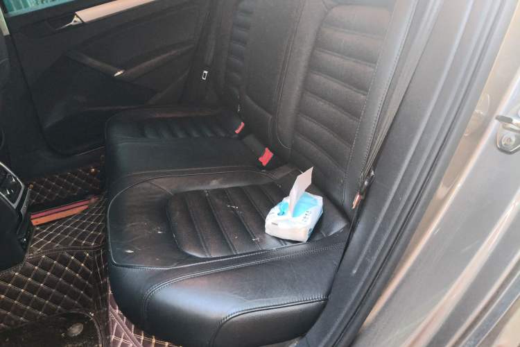 Used Volkswagen Passat 2015 1.8TSI DSG Prestige Edition Left Rear Seat