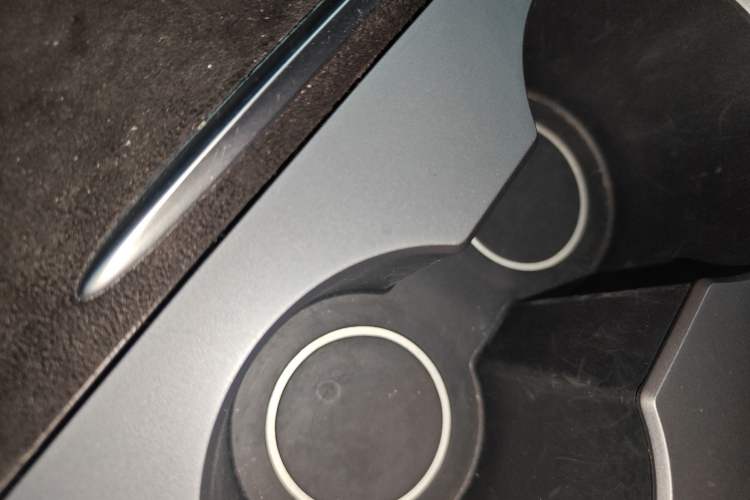 Used Tesla Model 3 2022 Rear-Wheel-Drive Version Interior 1