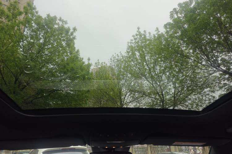 Used Mercedes-Benz GLC 2021 GLC 300 L 4MATIC Dynamic Model Headliner