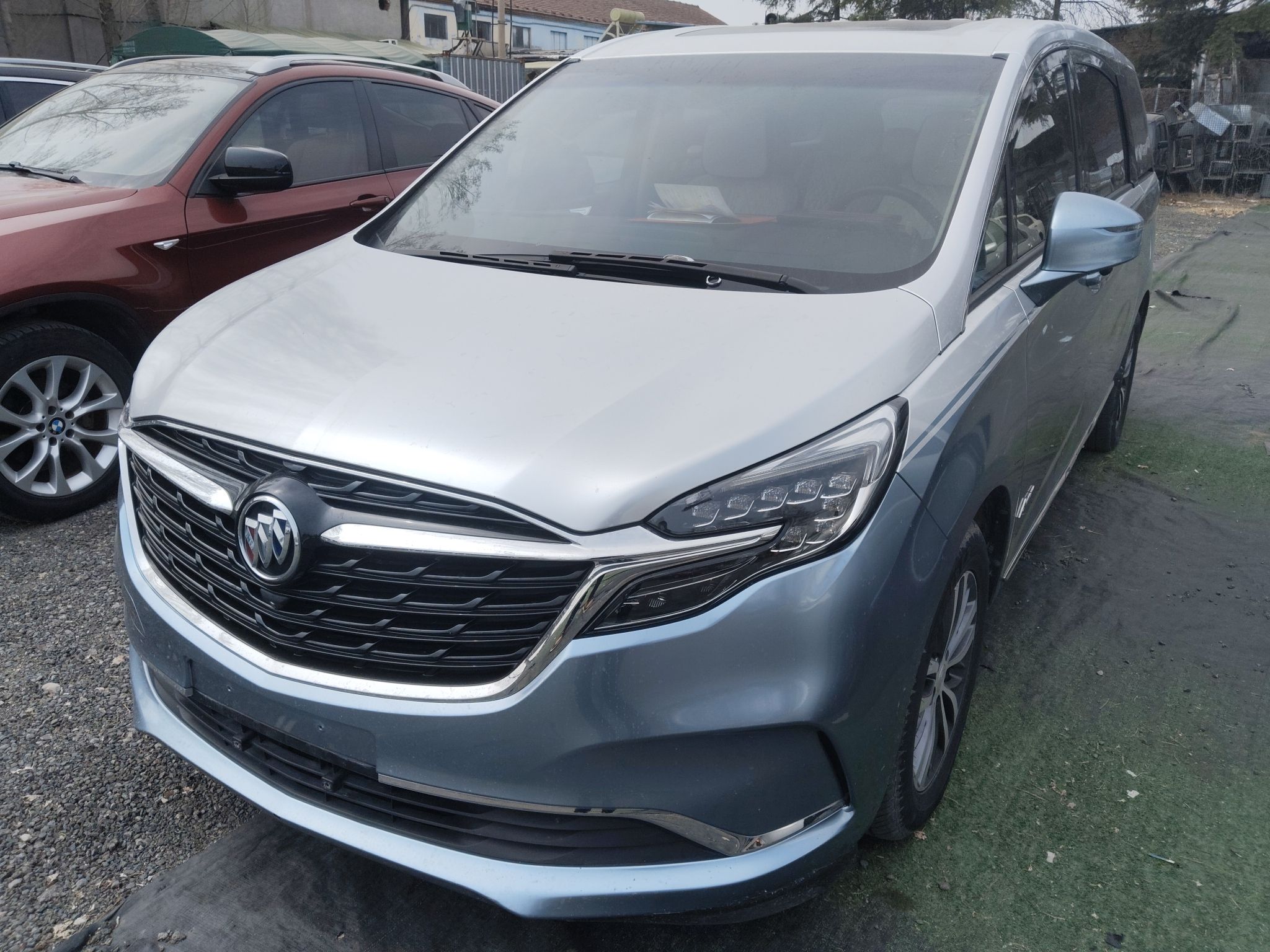 Parte inferior delantera