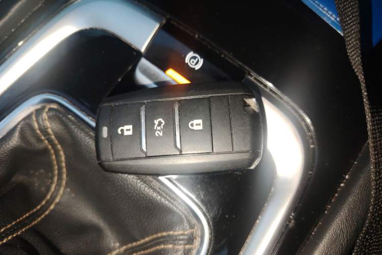 Used Changan Eado 2019 High-Energy Edition 1.6L GDI Manual Pioneer Model China VI Standard