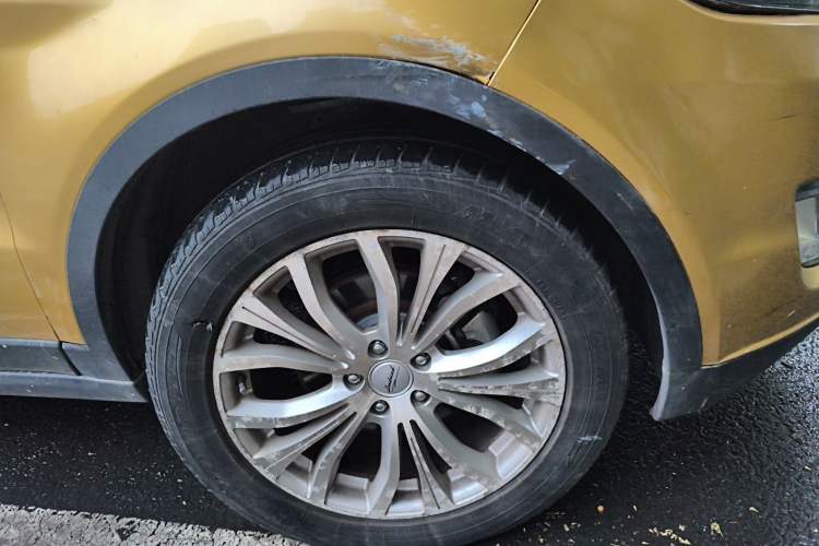 Used Land X7 2015 2.0T Panoramic Prestige Edition