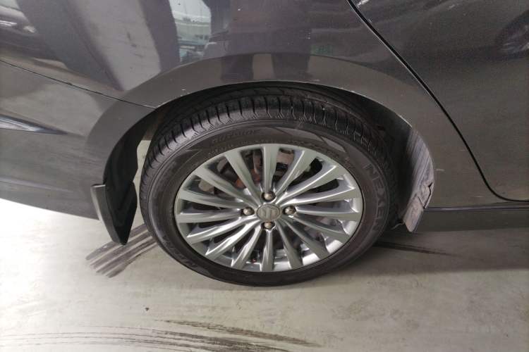 Used Suzuki Alivio 2015 1.6L Automatic Enjoyment Model Exterior 2