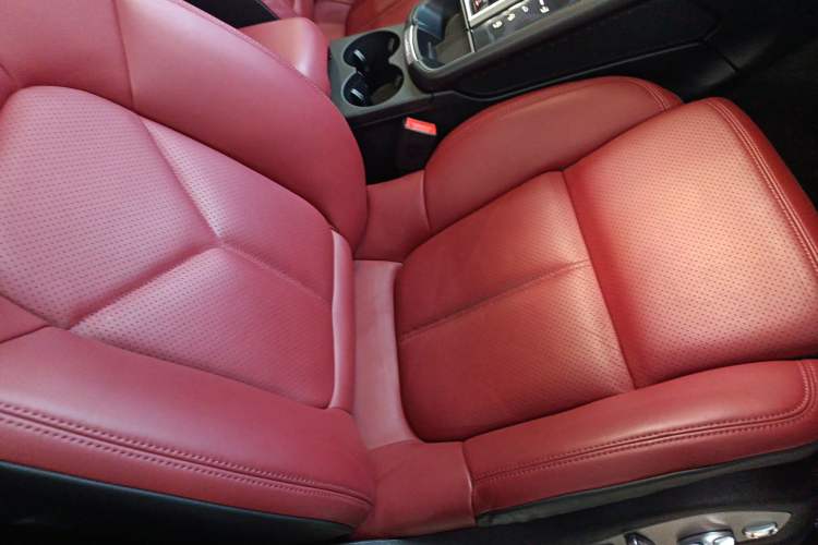 Used Porsche Macan 2024 Macan 2.0T