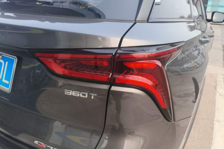 Used CHANGAN CS75 PLUS 2022 2.0T Automatic Pilot Version Right Rear Taillight