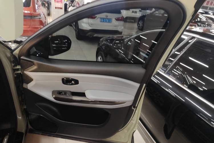 Used Nio ES6 2020 420 km Sport Edition
