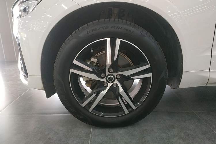 Used Volvo XC60 2022 B5 4x4 Smart & Advanced Sport Edition