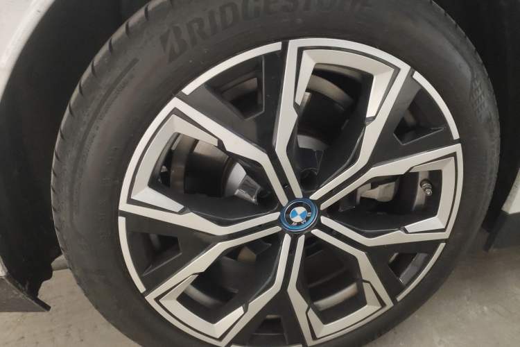 Used BMW i3 2022 eDrive 35 L
