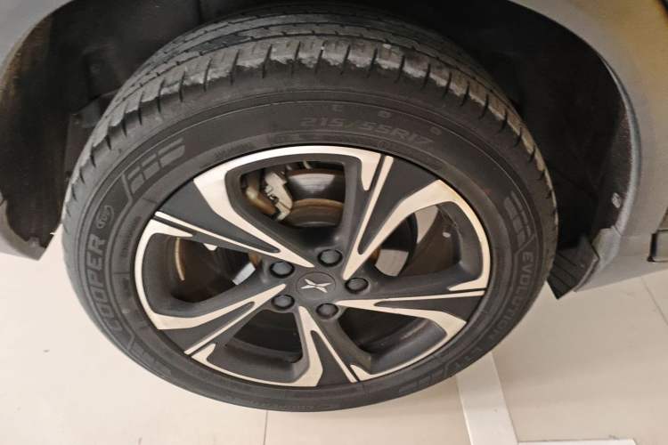 Used XPeng G3 2020 520i Luxury Edition Right Rear Wheel Hub