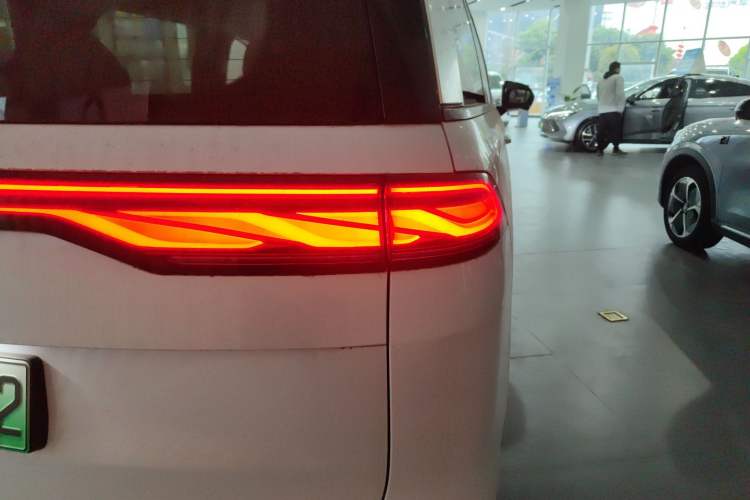 Used BYD Xia 2025 DM-i 1.5T 180km Beyond Edition