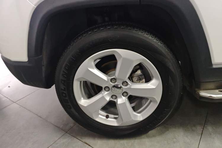 Used Jeep Compass 2017 200T Automatic Family Edition Exterior 5