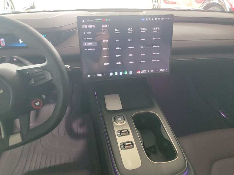 Used Xiaomi Auto SU7 2024 Rear-Drive Long-Range Intelligent Driving Version — 12