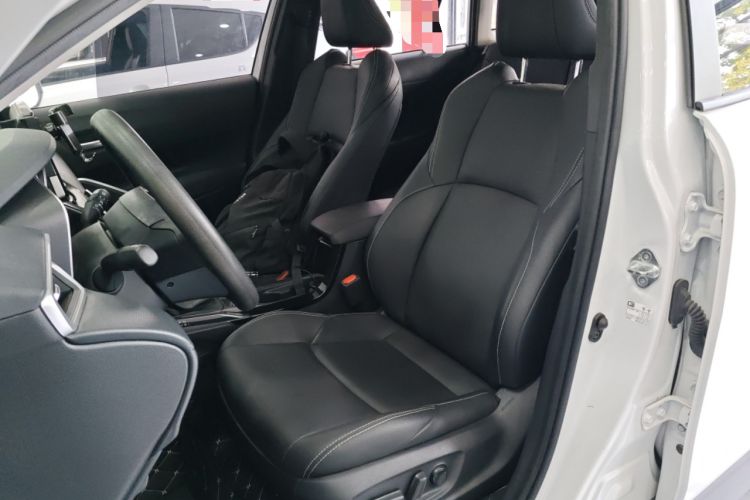 Used Toyota FRONTLANDER 2022 2.0L CVT Luxury Edition