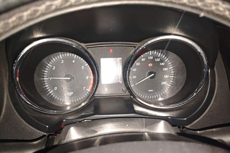 Used HYOSOW S3 2015 1.5L Luxury Model China V Standard
