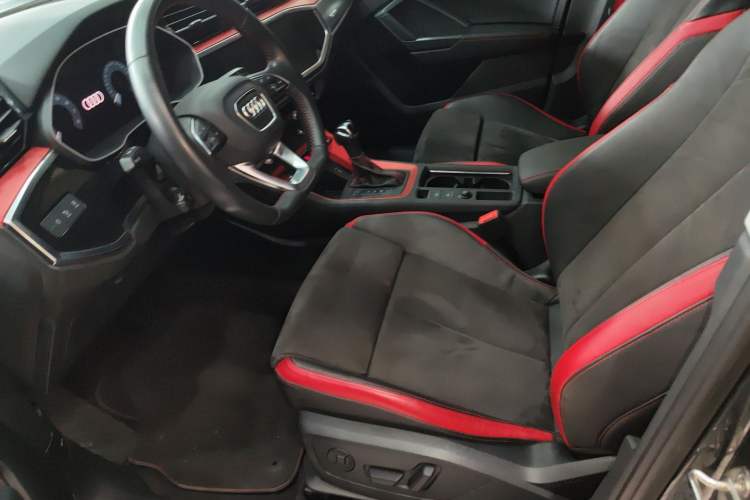 Used Audi Q3 2019 35 TFSI Fashion Dynamic Model