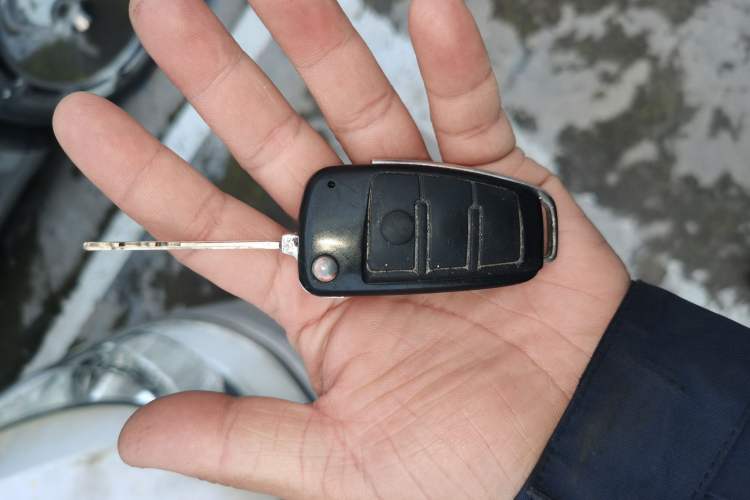 Used Wuling Zhiguang 2015 1.2L S Practical Model LSI
