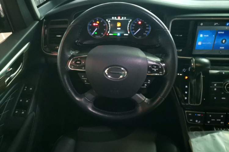 Used GAC Trumpchi M8 2020 Flagship Model 390T Supreme Edition Steering Wheel