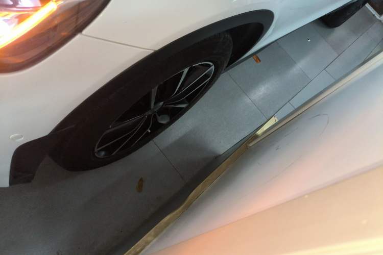 Used Mercedes-Benz GLC 2020 Facelifted GLC 260 L 4MATIC Dynamic Edition
