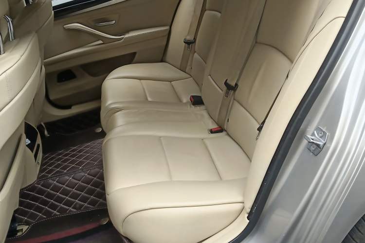 Used BMW 5 Series 2013 520Li Elegant Edition
