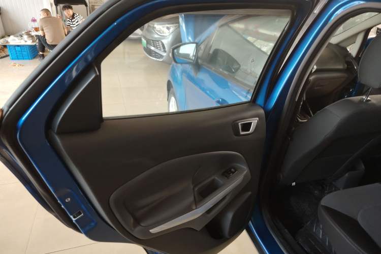 Used Ford EcoSport 2013 1.5L Automatic Fashion Model