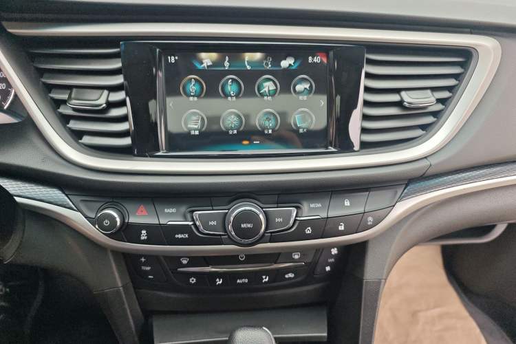 Used Buick GT 2019 18T Automatic Connected Elite Model China VI Standard Audio And AC Panel