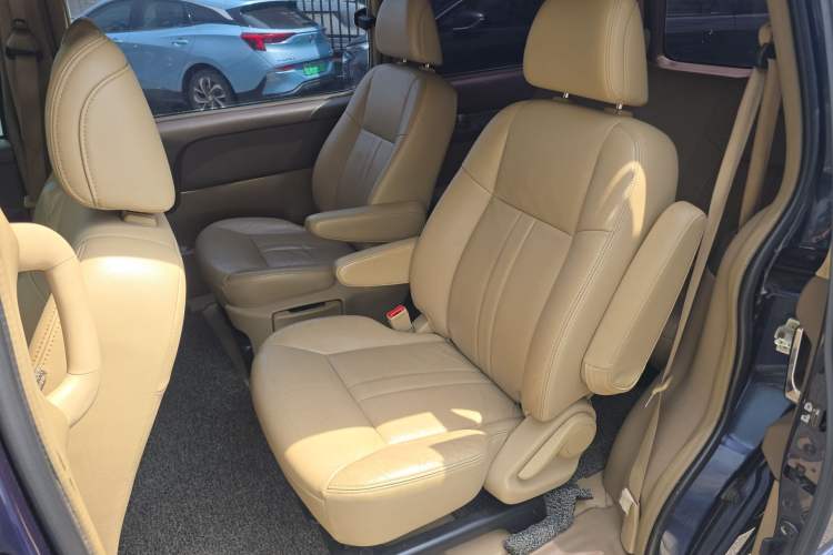 Used Buick GL8 2011 2.4L LT Executive Edition Left Rear Seat