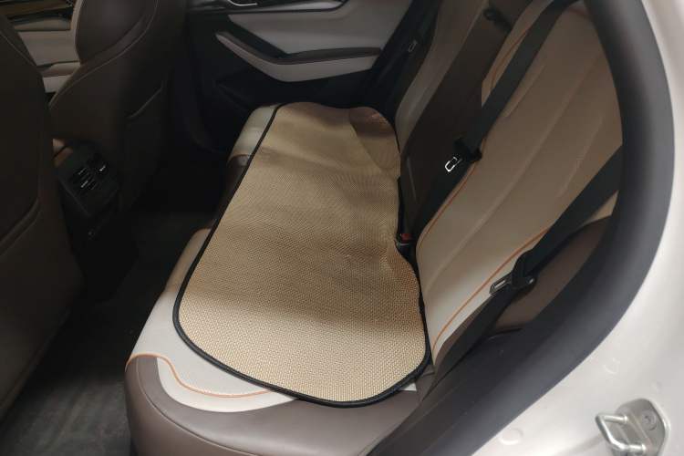 Used BYD Qin PLUS 2024 Honor Edition EV 420KM Leading Model
