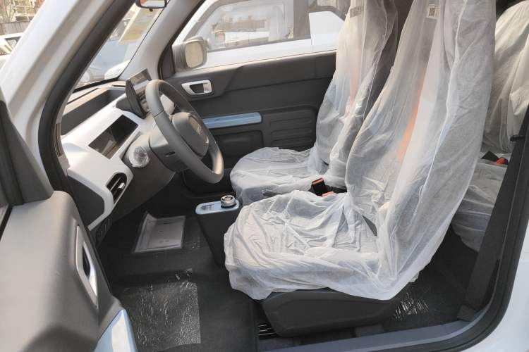 Used Geely Galaxy Panda 2024 Panda Mini 200km Endurance Bear
