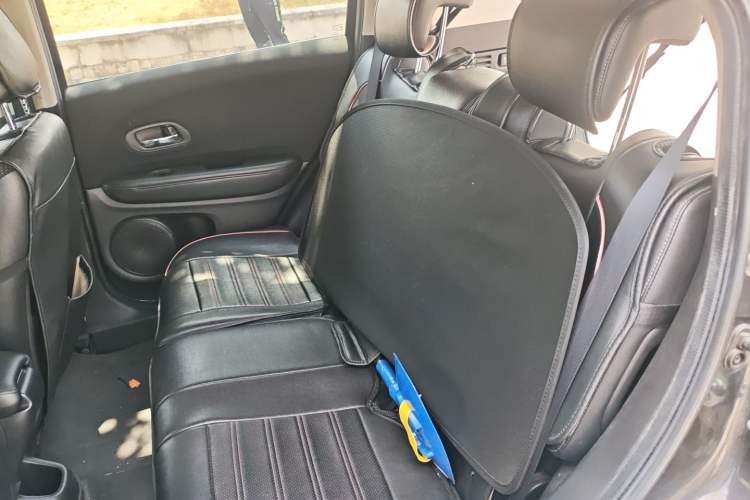 Used Honda Vezel 2016 1.8L CVT Front-Wheel Drive Pioneer Edition
