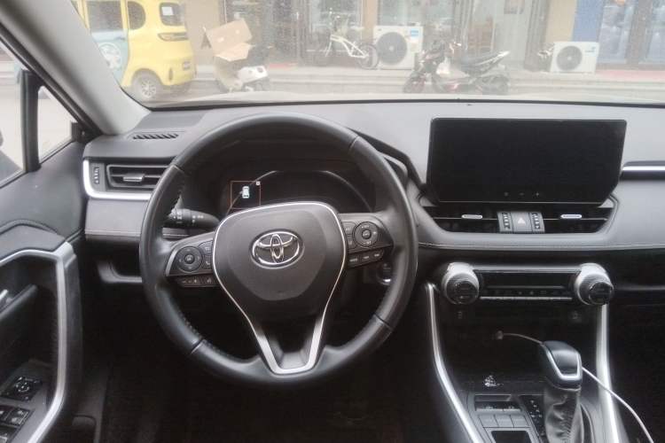 Used Toyota Wildlander 2023 2.0L CVT Two-Wheel Drive Luxury PLUS Edition Steering Wheel
