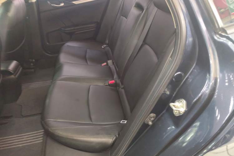 Used Honda Civic 2019 220TURBO CVT Dynamic Edition China VI Left Rear Seat