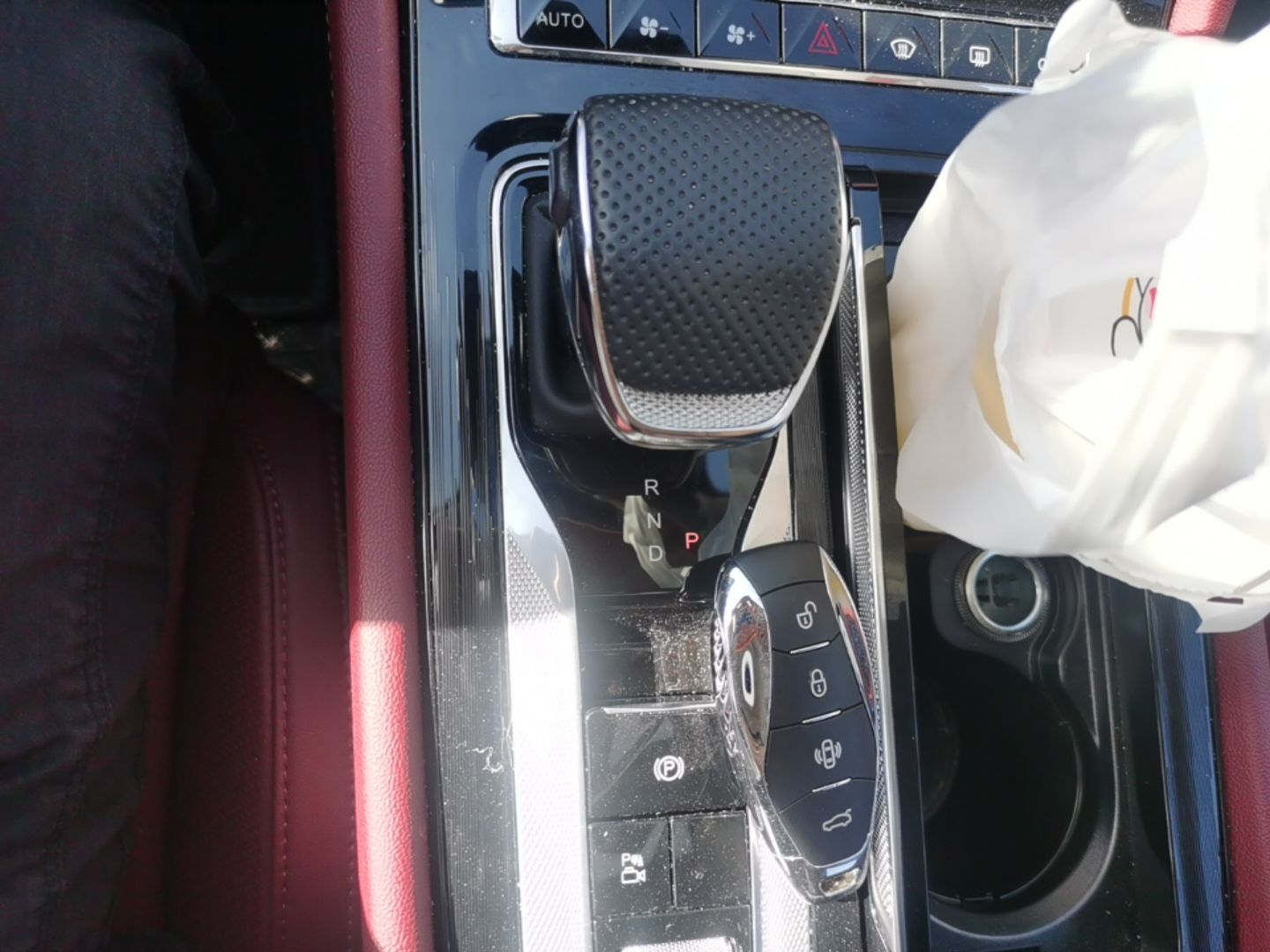 Hongqi H5 PHEV 2025 130 Super Hybrid Version — снимка 16