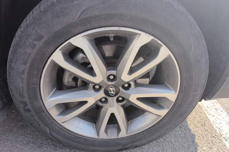 Used Hyundai Santa Fe 2013 2.4L Automatic 4x4 Prestige Edition